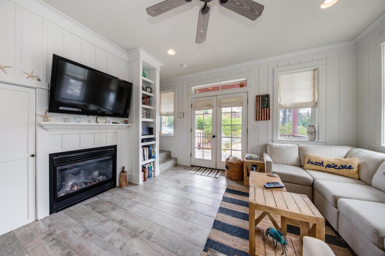 Dog Paddle Villa Lincoln City Exterior foto
